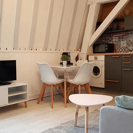 Apartment Little - Raphaelle *